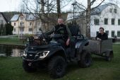 Noc s Andersenem a bojovka Ostrov pro šest tisíc budíků