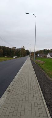 Silnice III/2904 Oldřichov v Hájích – Mníšek, humanizace průtahu vč. chodníků