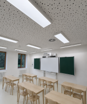Přestavba budovy obecního úřadu na základní školu