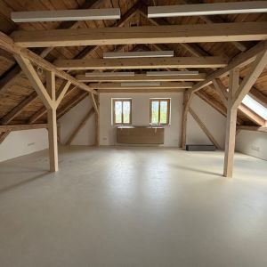 Přestavba budovy obecního úřadu na základní školu