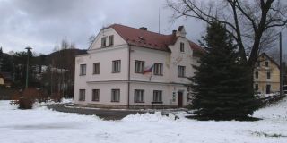 Oldřichov v Hájích na Liberecku chce skoro po půlstoletí obnovit základní školu 