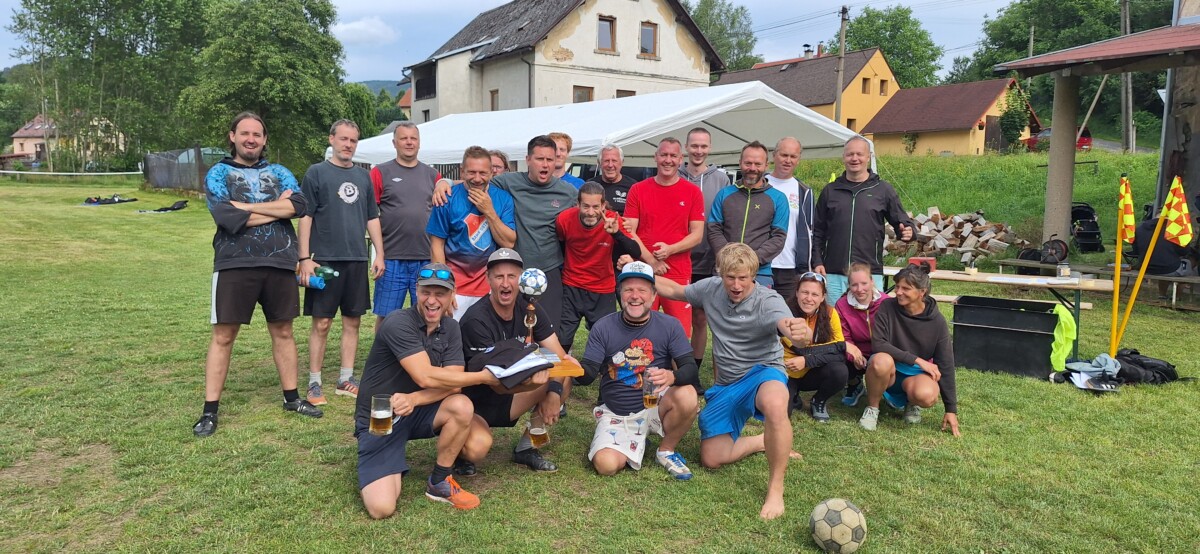 Nohejbal na trávě 2026